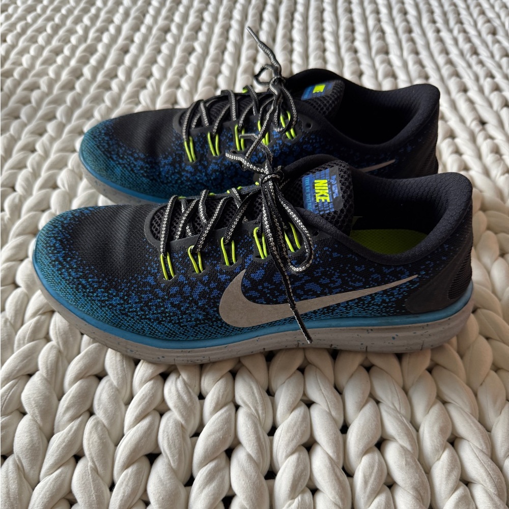 Nike Free RN Distance Shield black blue